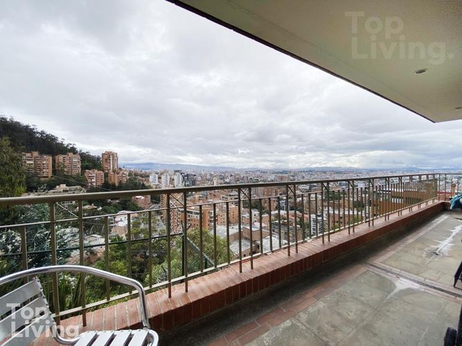 Apartamento en venta en Chicó Alto, Bogotá · foto 8 de 24