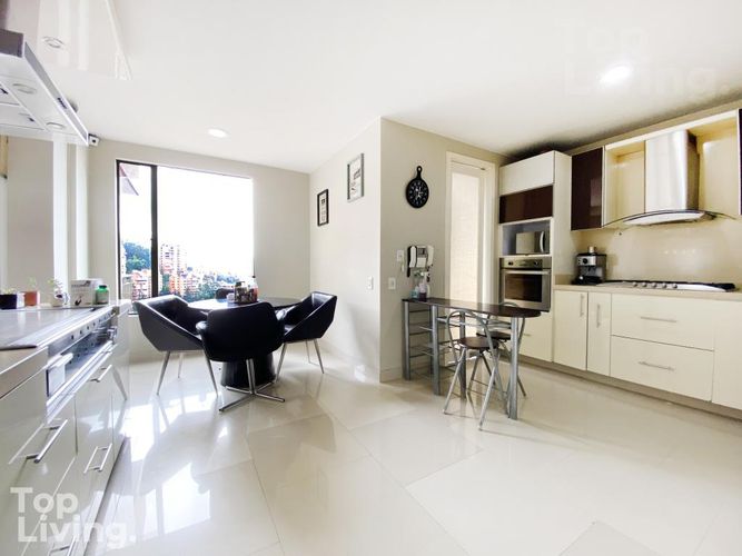 Apartamento en venta en Chicó Alto, Bogotá · foto 13 de 24