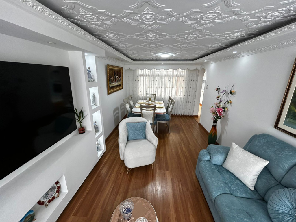 Casa en venta en Restrepo Occidental, Bogotá · foto 2 de 16
