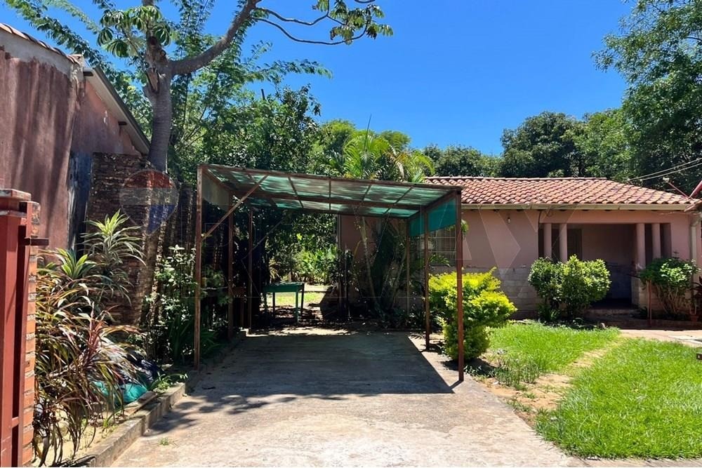 Hermosa Casa - Venta - Paraguarí, Paraguay — foto 2