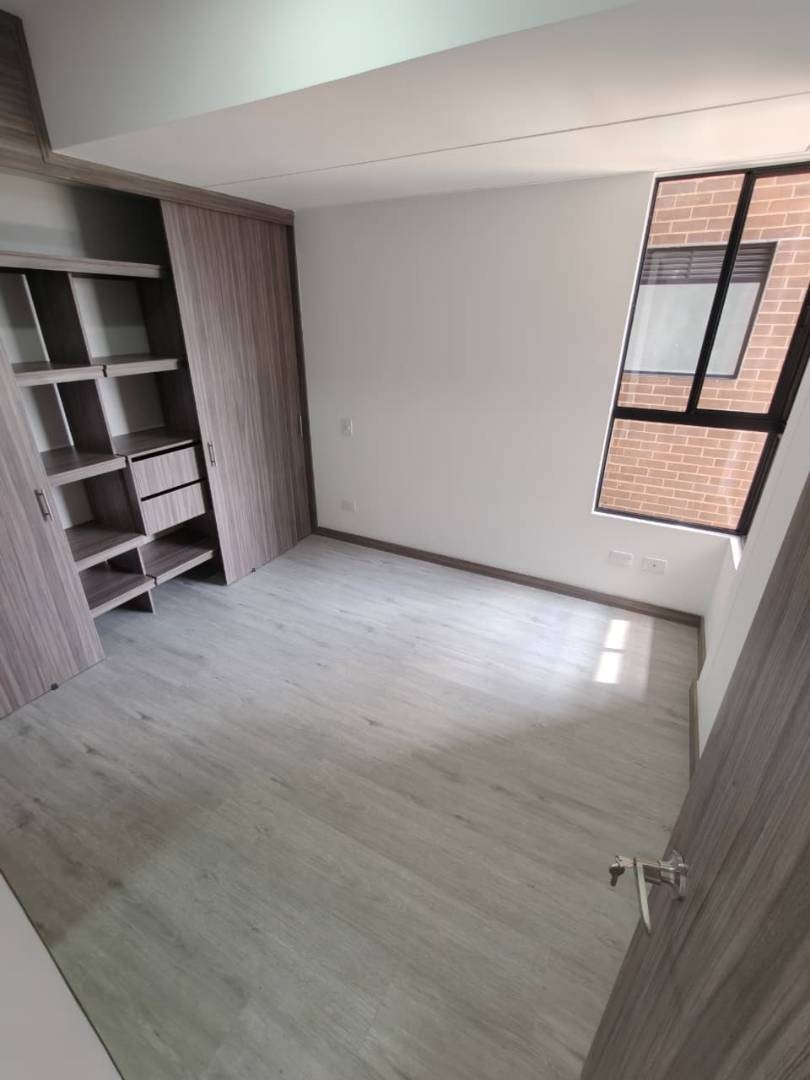 Apartamento en arriendo en Vía Las Palmas, Medellín · foto 5 de 10