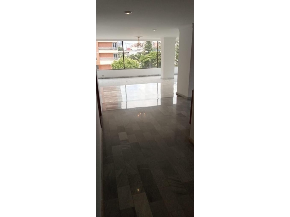Apartamento en venta en Santa Barbara, Bogotá · foto 11 de 13