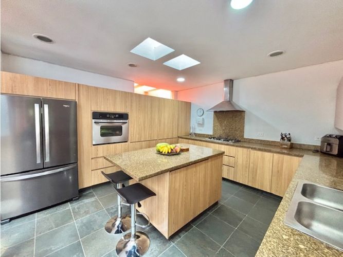 Casa de 7 alcobas en venta en Santa Monica, Cali, 370 m² · foto 11 de 20
