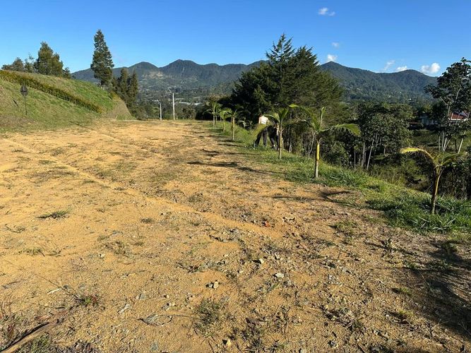 Lote en venta en Guamito, La Ceja, 4402 m² · foto 8 de 24