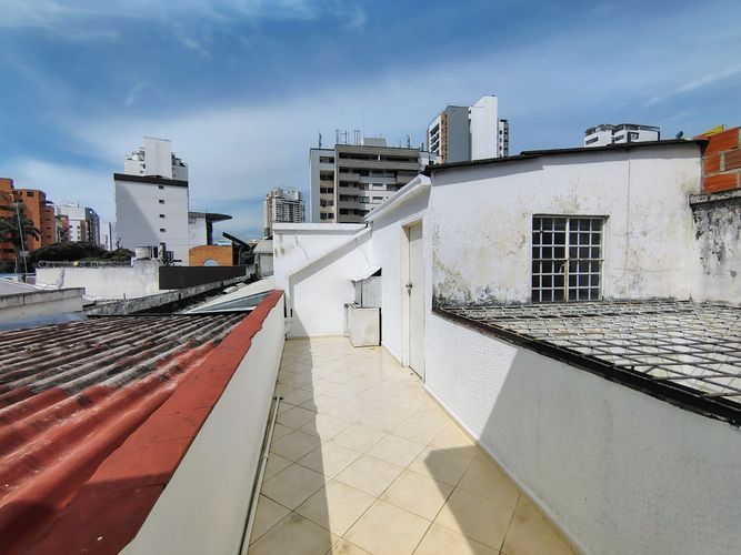 Casa de 5 alcobas en venta en El Prado, Bucaramanga, 320 m² · foto 23 de 24
