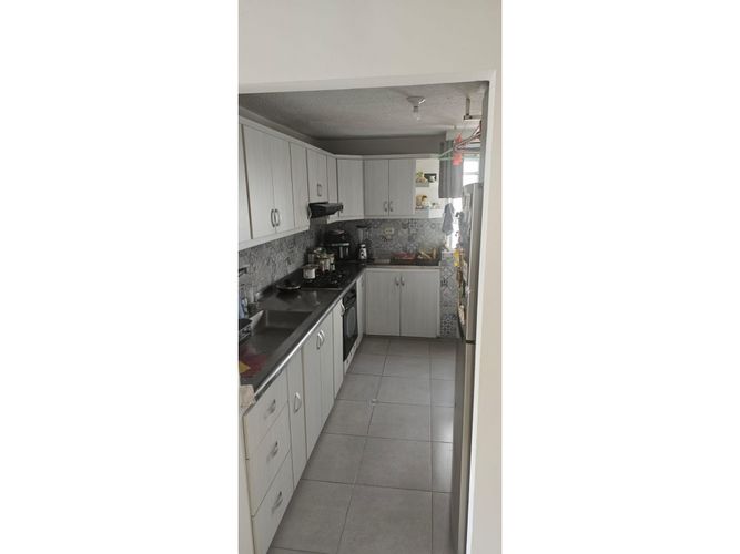 Apartamento de 3 alcobas en venta en Diamante 2, Bucaramanga, 80 m² · foto 6 de 24