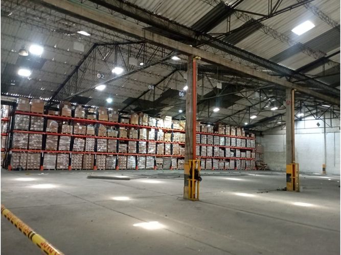 Bodega en venta en Suramerica, Itagüí · foto 3 de 24