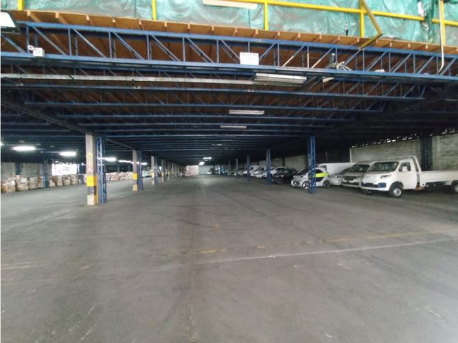 Bodega en venta en Suramerica, Itagüí · foto 12 de 24
