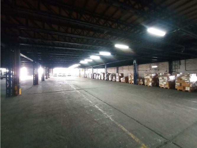 Bodega en venta en Suramerica, Itagüí · foto 14 de 24
