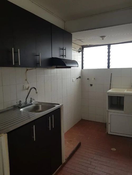 Apartamento de 3 alcobas en venta en Comuneros, Bucaramanga, 54 m² · foto 4 de 8