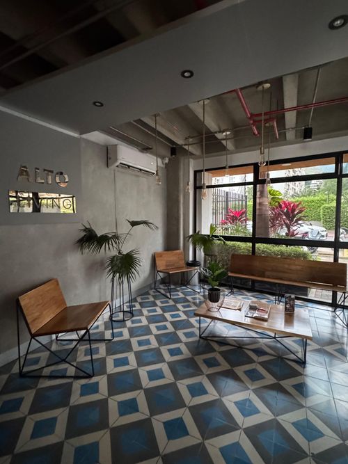 Apartamento de 1 alcoba en venta en La Flora, Cali, 37 m² · foto 23 de 24