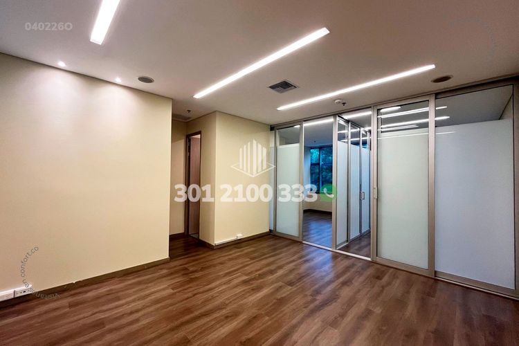 Oficina en arriendo en Milla De Oro, Medellín, 50 m² · foto 2 de 16