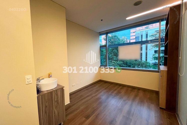 Oficina en arriendo en Milla De Oro, Medellín, 50 m² · foto 7 de 16