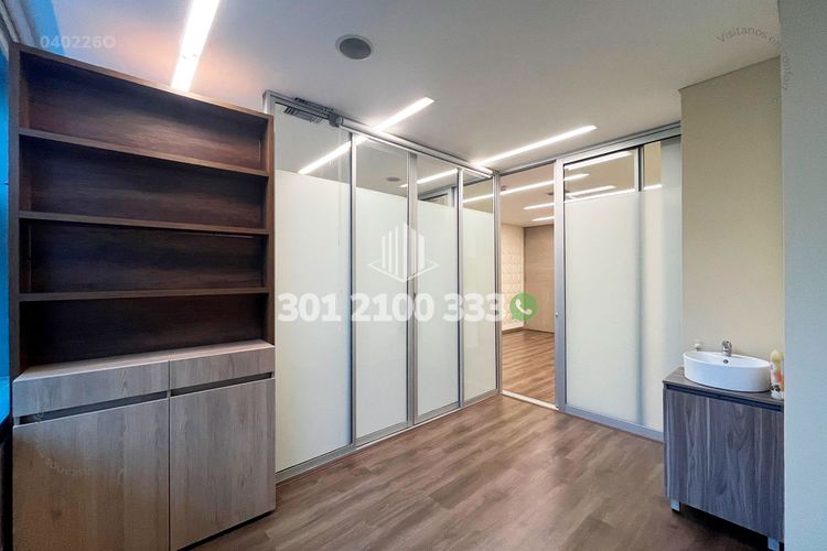 Oficina en arriendo en Milla De Oro, Medellín, 50 m² · foto 8 de 16