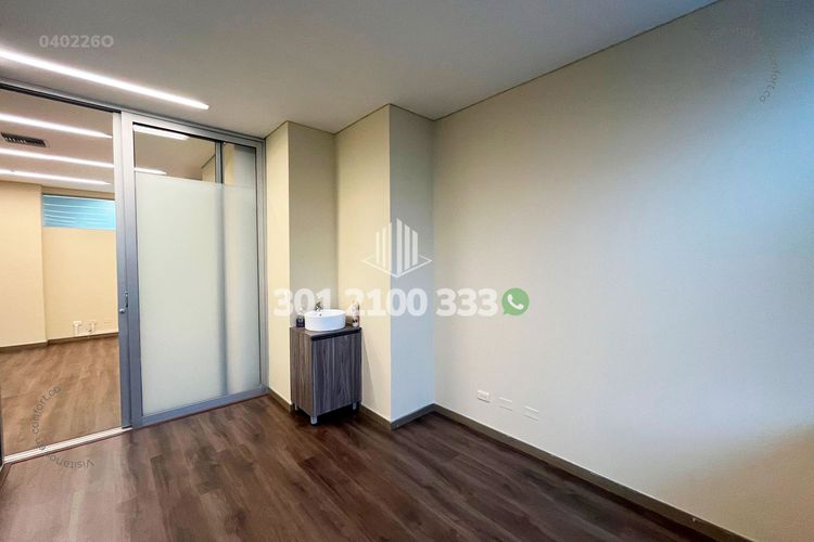Oficina en arriendo en Milla De Oro, Medellín, 50 m² · foto 10 de 16