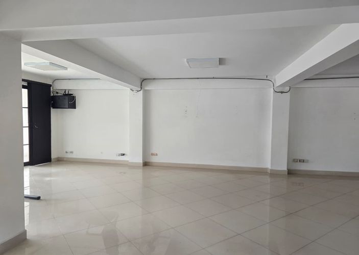 Oficina en arriendo en Belén, Medellín, 175 m² · foto 9 de 13