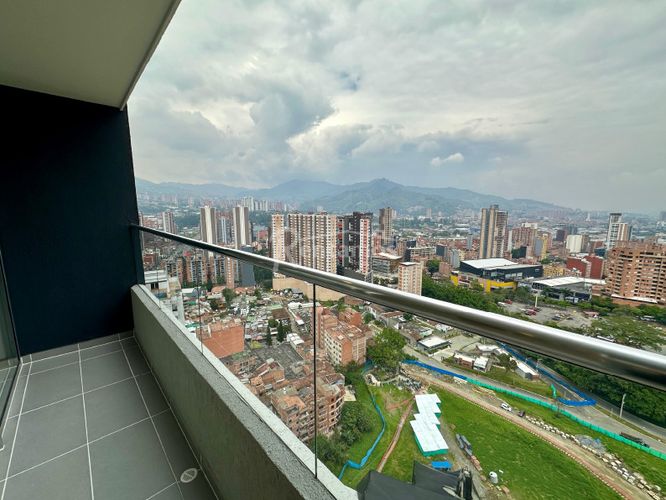 Apartamento de 3 alcobas en venta en Sabaneta Real, Sabaneta, 73 m² · foto 3 de 16