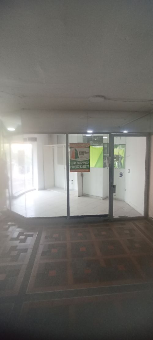 Local en arriendo en Centro, Bucaramanga, 10 m² · foto 7 de 9