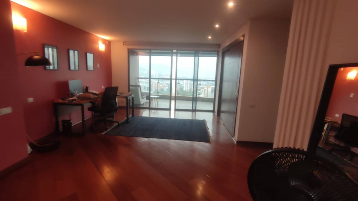 Apartamento en arriendo en El Poblado, Medellín · foto 6 de 23