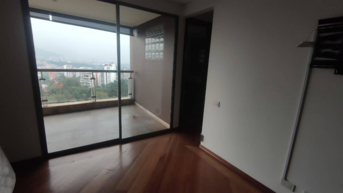Apartamento en arriendo en El Poblado, Medellín · foto 16 de 23