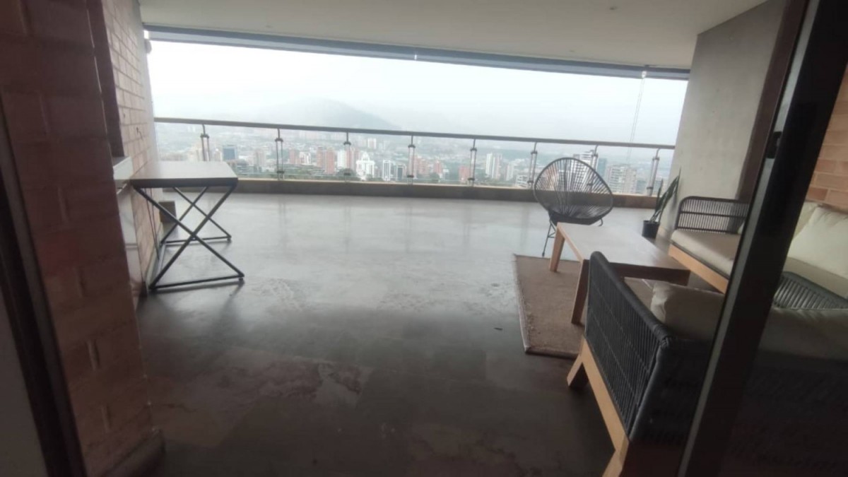 Apartamento en arriendo en El Poblado, Medellín · foto 22 de 23