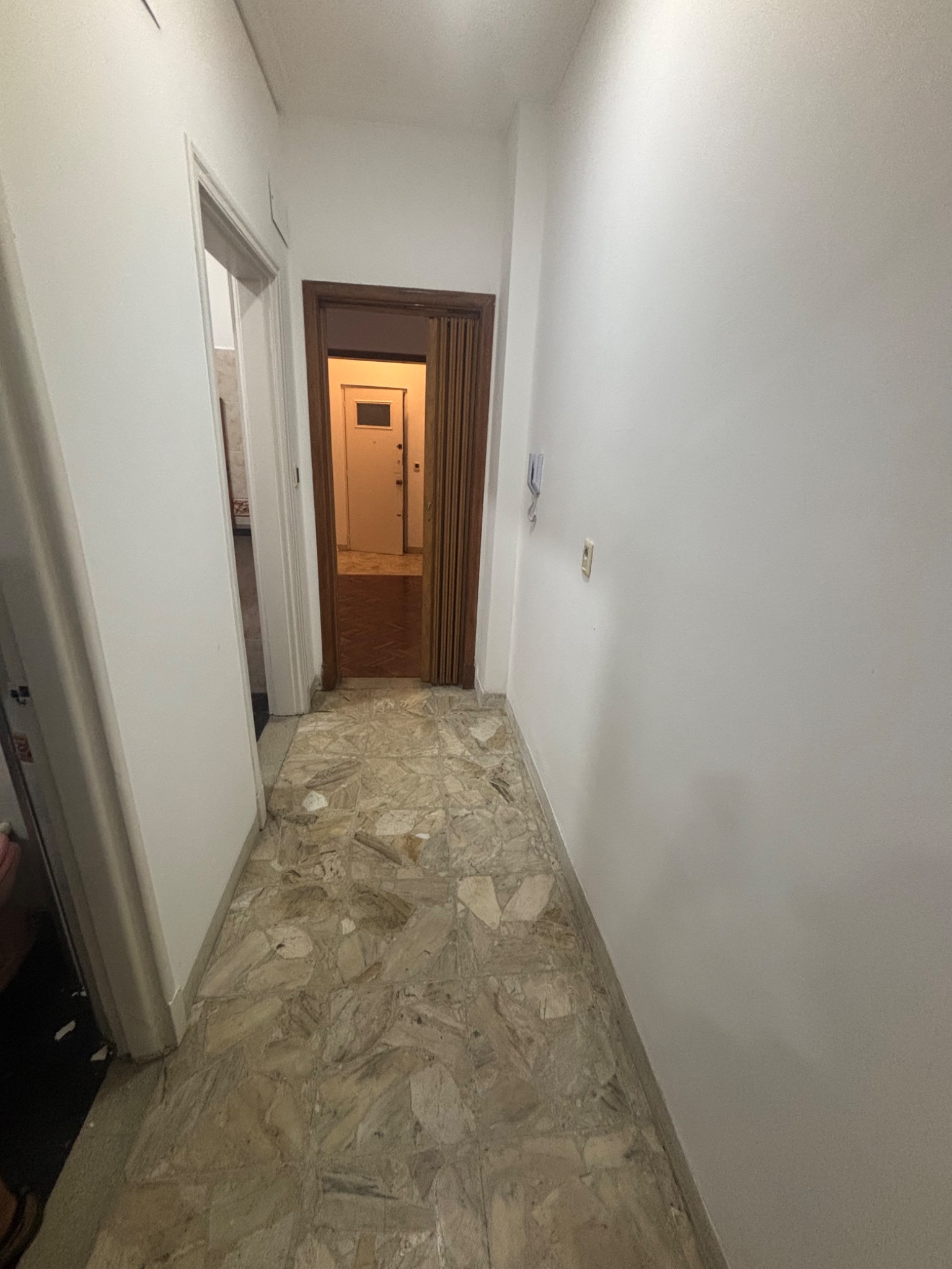 Ellauri y Juan María Pérez , PB con patio , 1 dormitorio, con renta !! - Widok 2