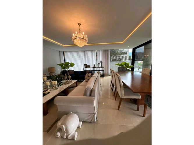 Apartamento de 3 alcobas en venta en La Arboleda, Cali, 270 m² · foto 3 de 18