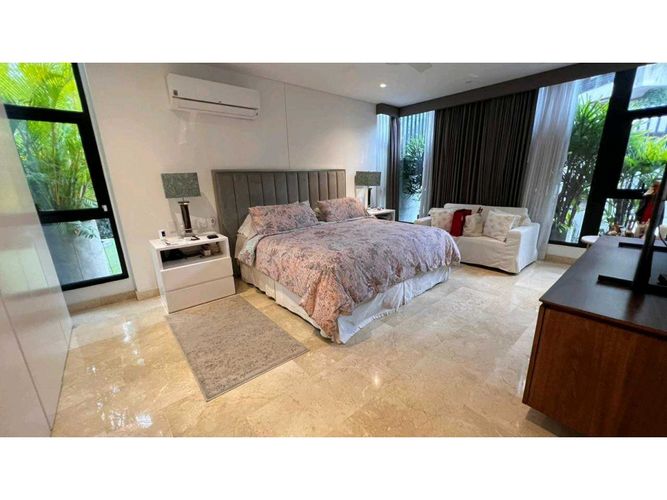 Apartamento de 3 alcobas en venta en La Arboleda, Cali, 270 m² · foto 11 de 18