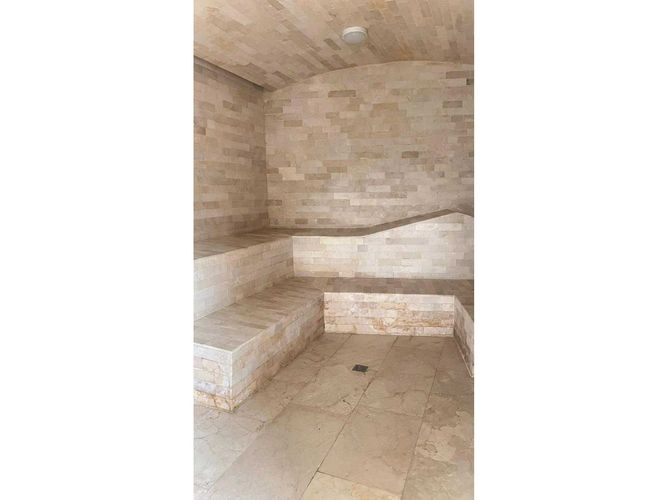 Apartamento de 3 alcobas en venta en La Arboleda, Cali, 270 m² · foto 13 de 18