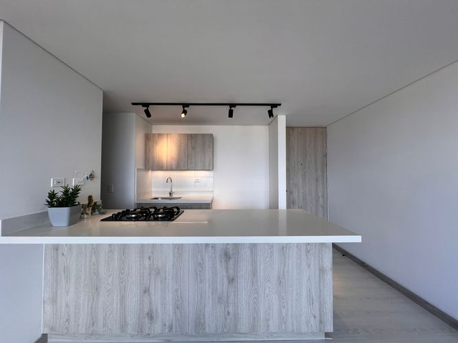 Apartamento de 2 alcobas en arriendo en Rionegro, 78 m² · foto 4 de 13