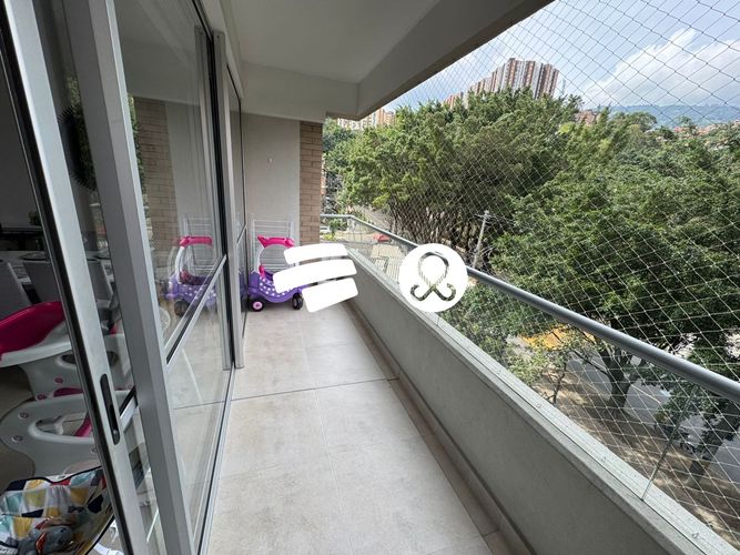 Apartamento de 3 alcobas en venta en Calasanz Parte Alta, Medellín, 100 m² · foto 14 de 23