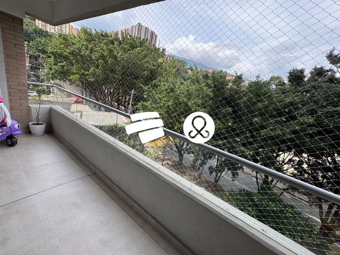 Apartamento de 3 alcobas en venta en Calasanz Parte Alta, Medellín, 100 m² · foto 21 de 23