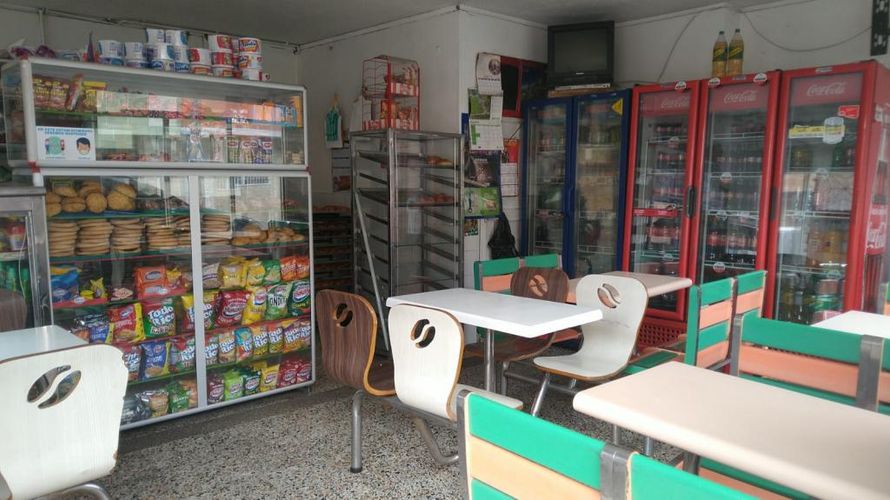 Casa de 4 alcobas en venta en Las Ferias, Bogotá, 252 m² · foto 4 de 14