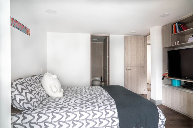 Apartamento de 3 alcobas en venta en Chicó Reservado, Bogotá, 185 m² · foto 19 de 24