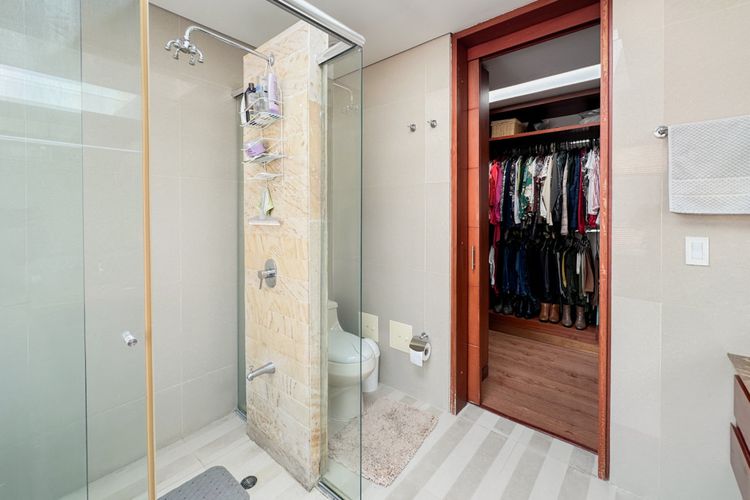 Casa de 3 alcobas en venta en Ub Los Geranios, Chía, 296 m² · foto 14 de 24