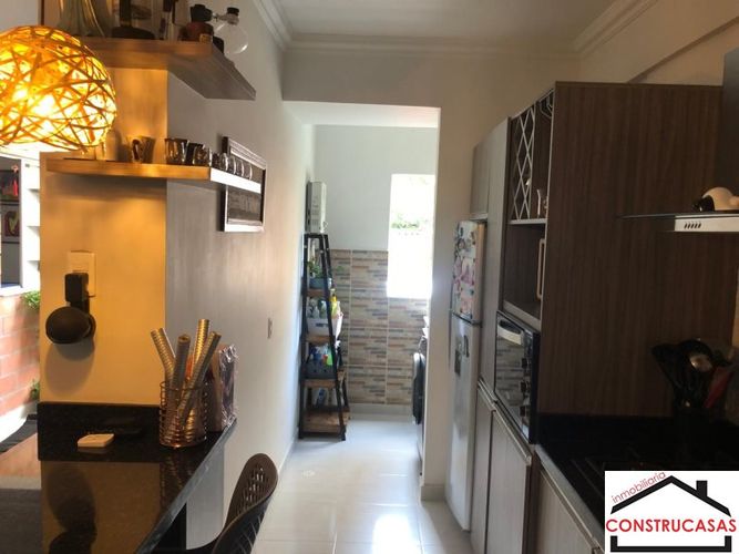 Apartamento de 3 alcobas en venta en Niquia, Bello, 80 m² · foto 2 de 24