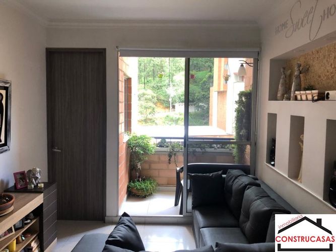 Apartamento de 3 alcobas en venta en Niquia, Bello, 80 m² · foto 6 de 24