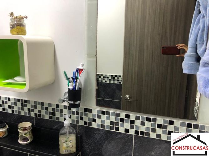 Apartamento de 3 alcobas en venta en Niquia, Bello, 80 m² · foto 11 de 24