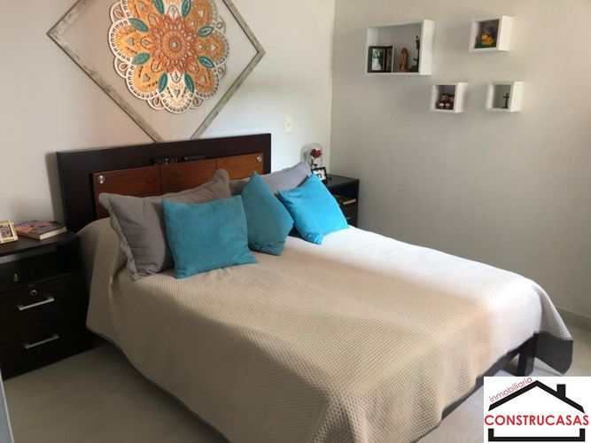 Apartamento de 3 alcobas en venta en Niquia, Bello, 80 m² · foto 22 de 24