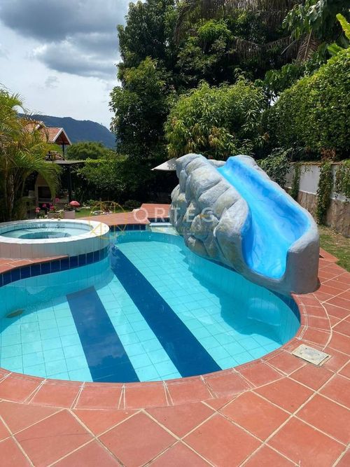 Casa de 4 alcobas en venta en Ruitoque, Piedecuesta, 400 m² · foto 8 de 17