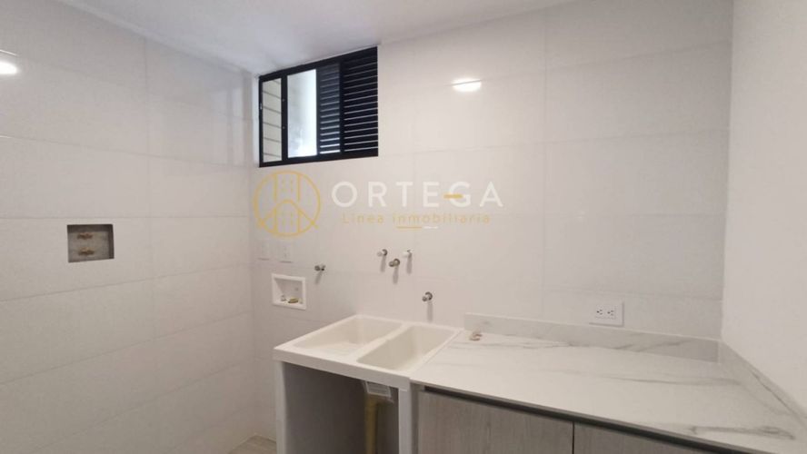 Apartamento de 3 alcobas en venta en Cañaveral, Floridablanca, 98 m² · foto 4 de 19