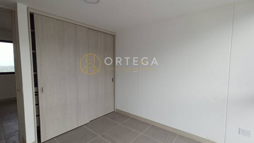 Apartamento de 3 alcobas en venta en Cañaveral, Floridablanca, 98 m² · foto 13 de 19