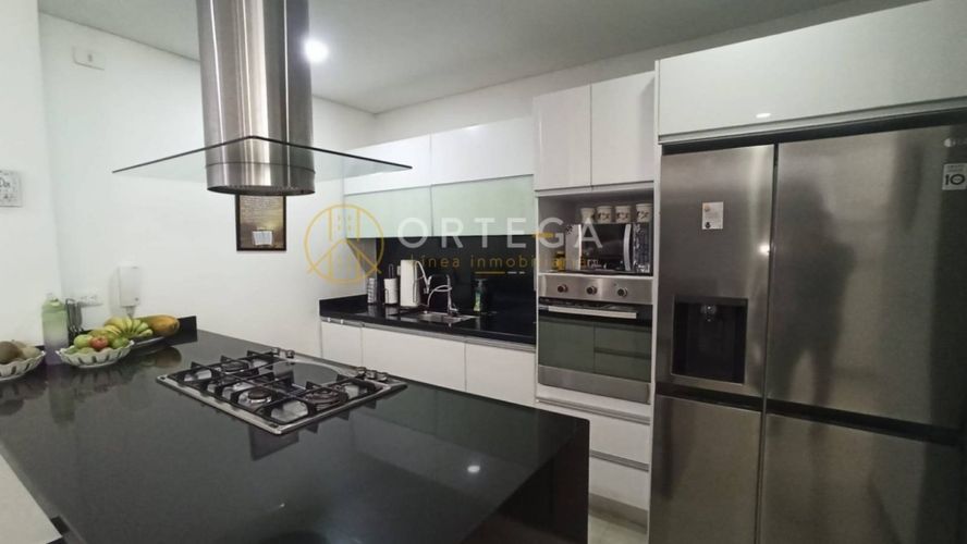 Casa de 4 alcobas en venta en Lagos Del Cacique, Bucaramanga, 240 m² · foto 5 de 24
