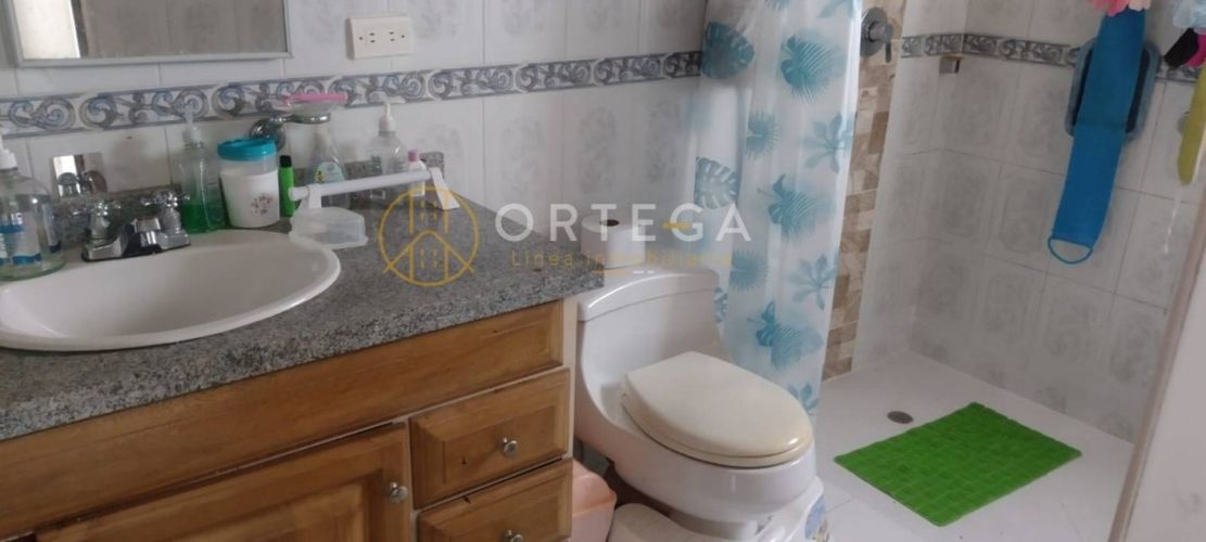 Casa de 8 alcobas en venta en San Luis, Bucaramanga, 240 m² · foto 7 de 20