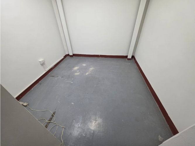 Casa de 7 alcobas en arriendo en La Florida, Medellín, 300 m² · foto 10 de 12