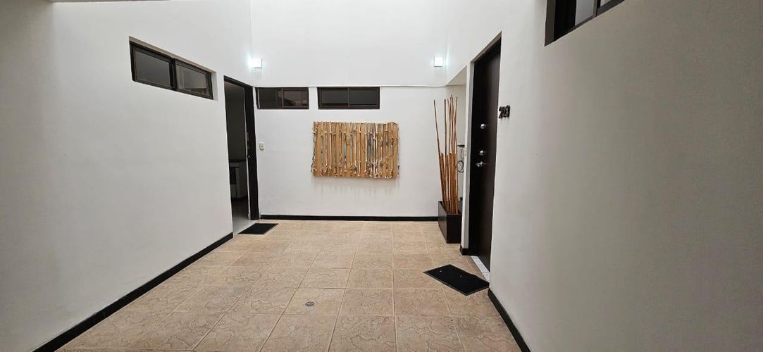 Edificio en venta en Santa Teresita, Cali, 1210 m² · foto 13 de 24