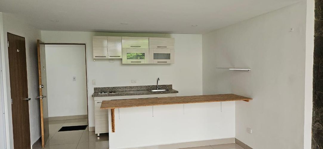 Edificio en venta en Santa Teresita, Cali, 1210 m² · foto 15 de 24