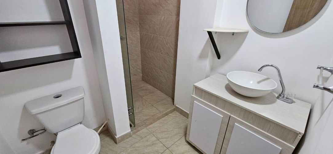 Edificio en venta en Santa Teresita, Cali, 1210 m² · foto 16 de 24