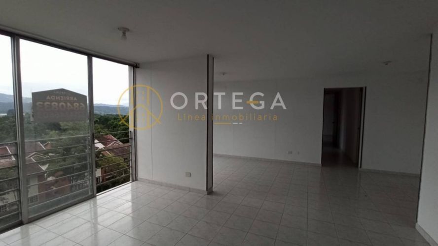 Apartamento de 3 alcobas en venta en Cañaveral, Floridablanca, 94 m² · foto 3 de 20