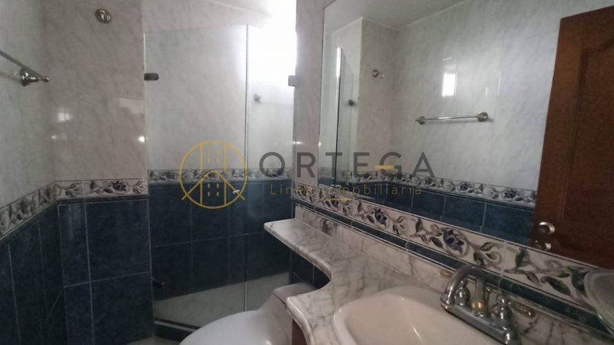 Apartamento de 3 alcobas en venta en Sotomayor, Bucaramanga, 132 m² · foto 13 de 24